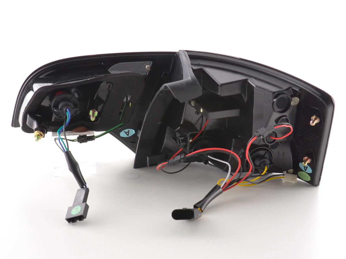 LED Rückleuchten Set Audi A4 Avant Typ 8E 04-08 schwarz LED Rückleuchten Set Audi A4 Avant Typ 8E 04-08 schwarz